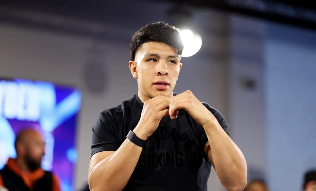 Jaime Munguía en su entrenamiento en Ciudad de México.