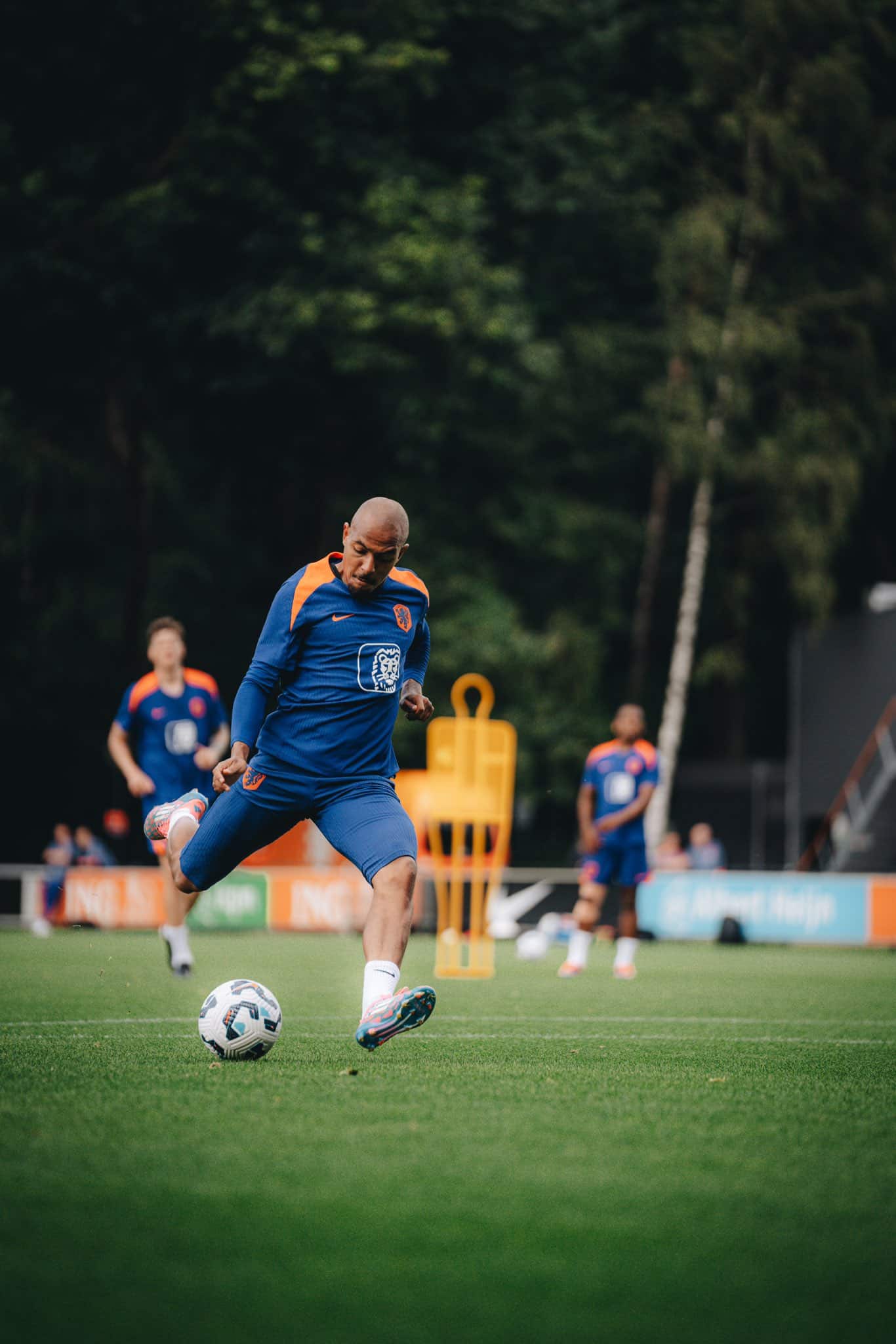 Holanda se alista para el juego de hoy ante Alemania.