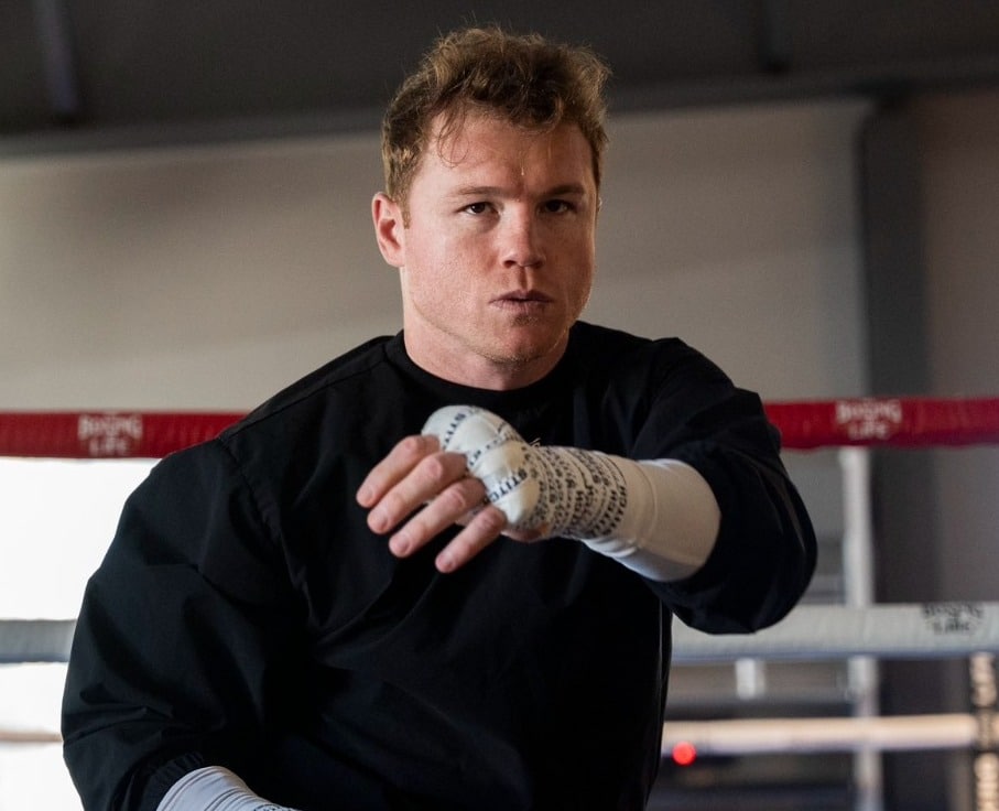 'Canelo' Álvarez durante su entrenamiento previo a la pelea.