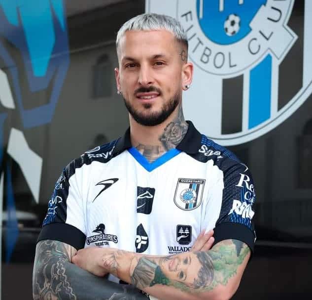 Dario Benedetto llega a las filas de Gallos Blancos.