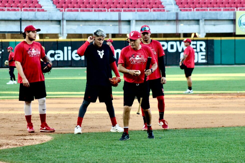 LOS ROJOS TRABAJAN FUERTE EN ESTA PRETEMPORADA