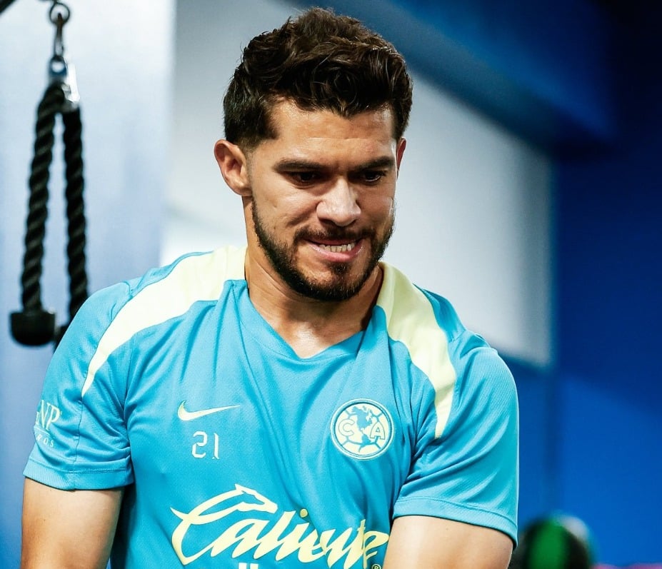 Henry Martín en entrenamiento de gimnasio con América.