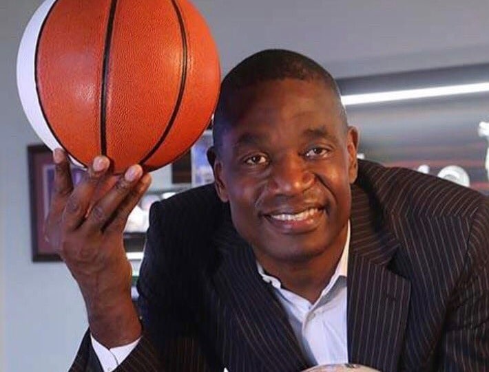 Fallece Dikembe Mutombo, una leyenda de la NBA.