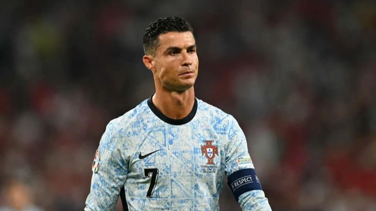 Cristiano Ronaldo en partido con la selección de Portugal.