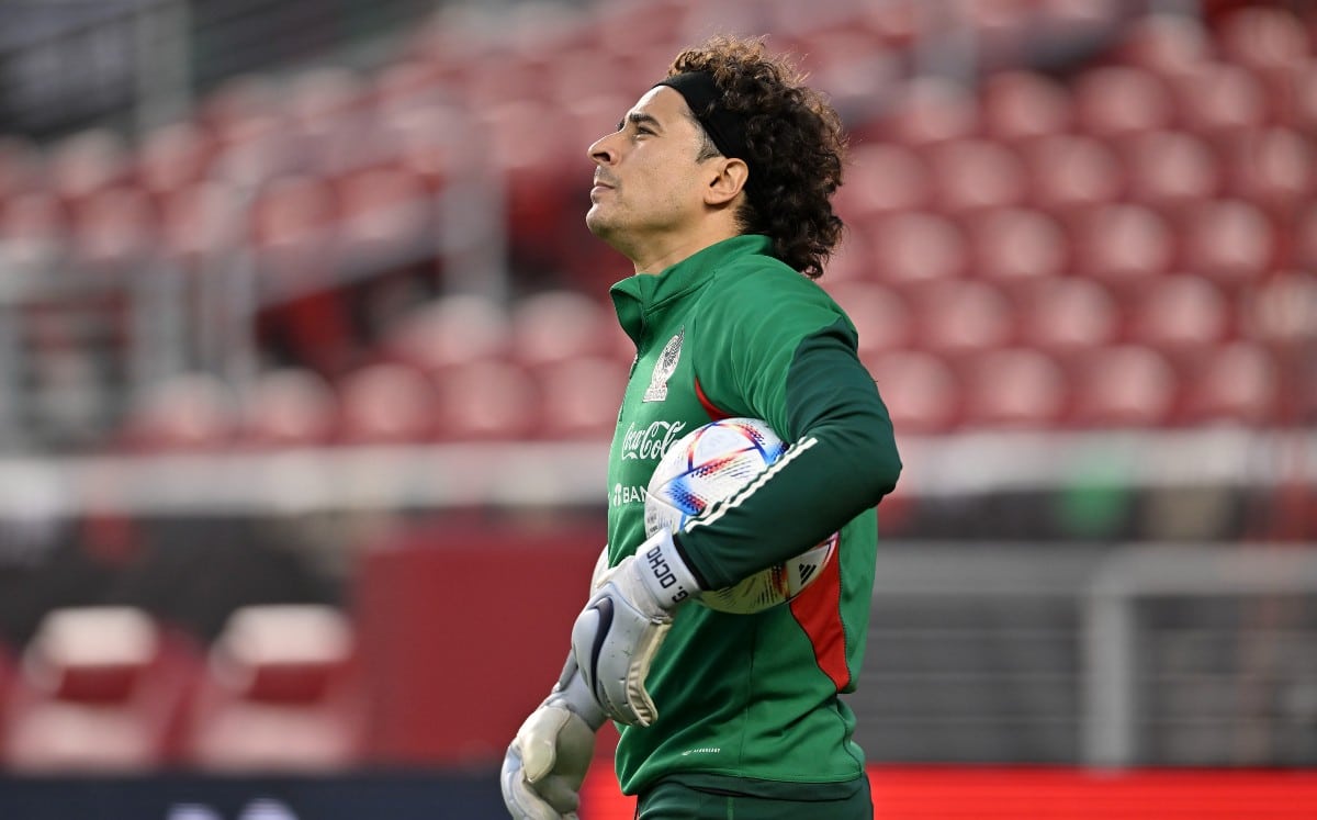 Guillermo Ochoa aspira en regresar a las filas del  Tricolor.