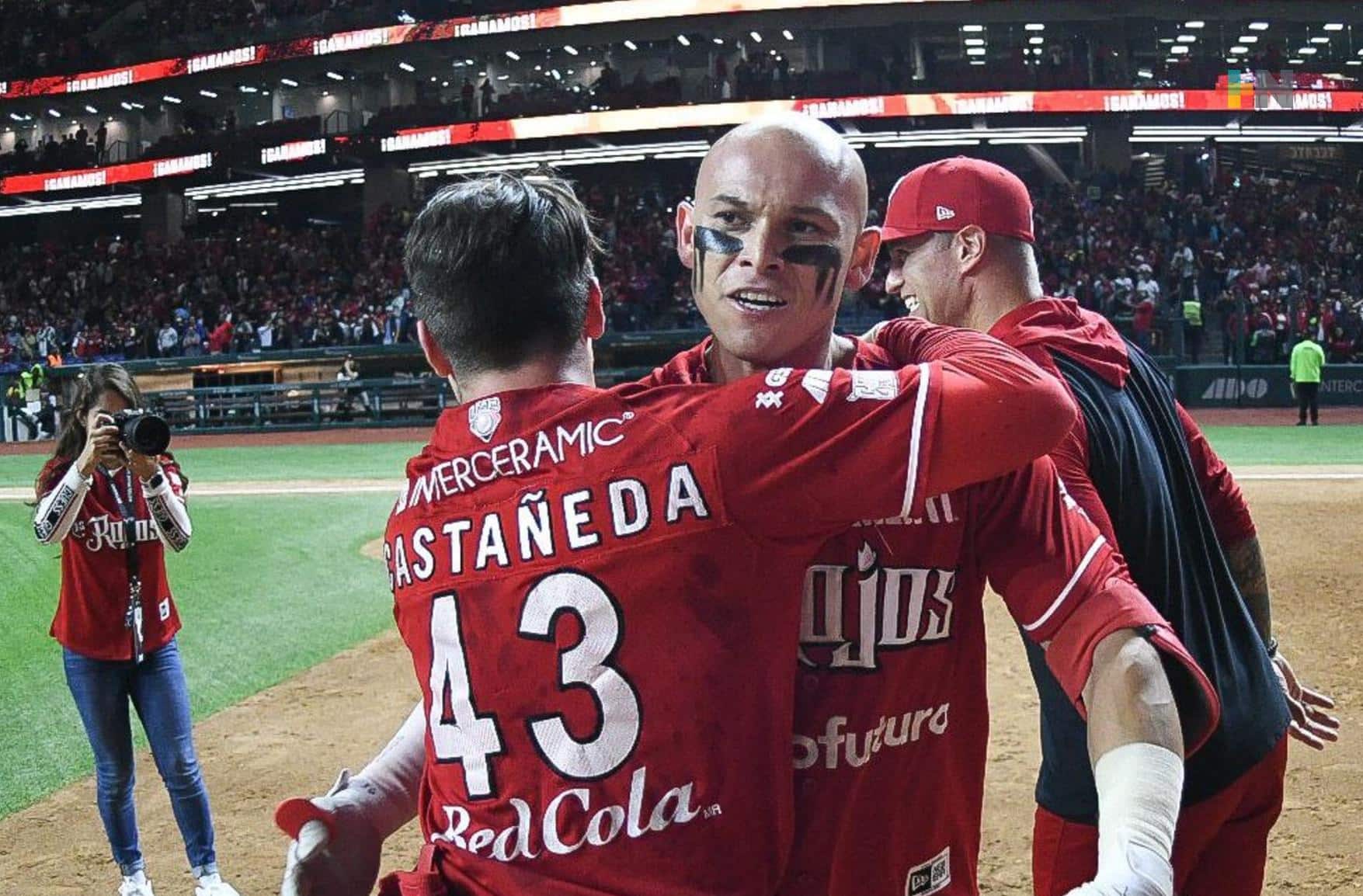 Jesús Fabela en partido de temporada regular con Diablos.