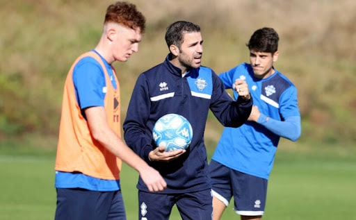 Cesc Fàbregas en el entrenamiento del Como previo a la jornada 5.