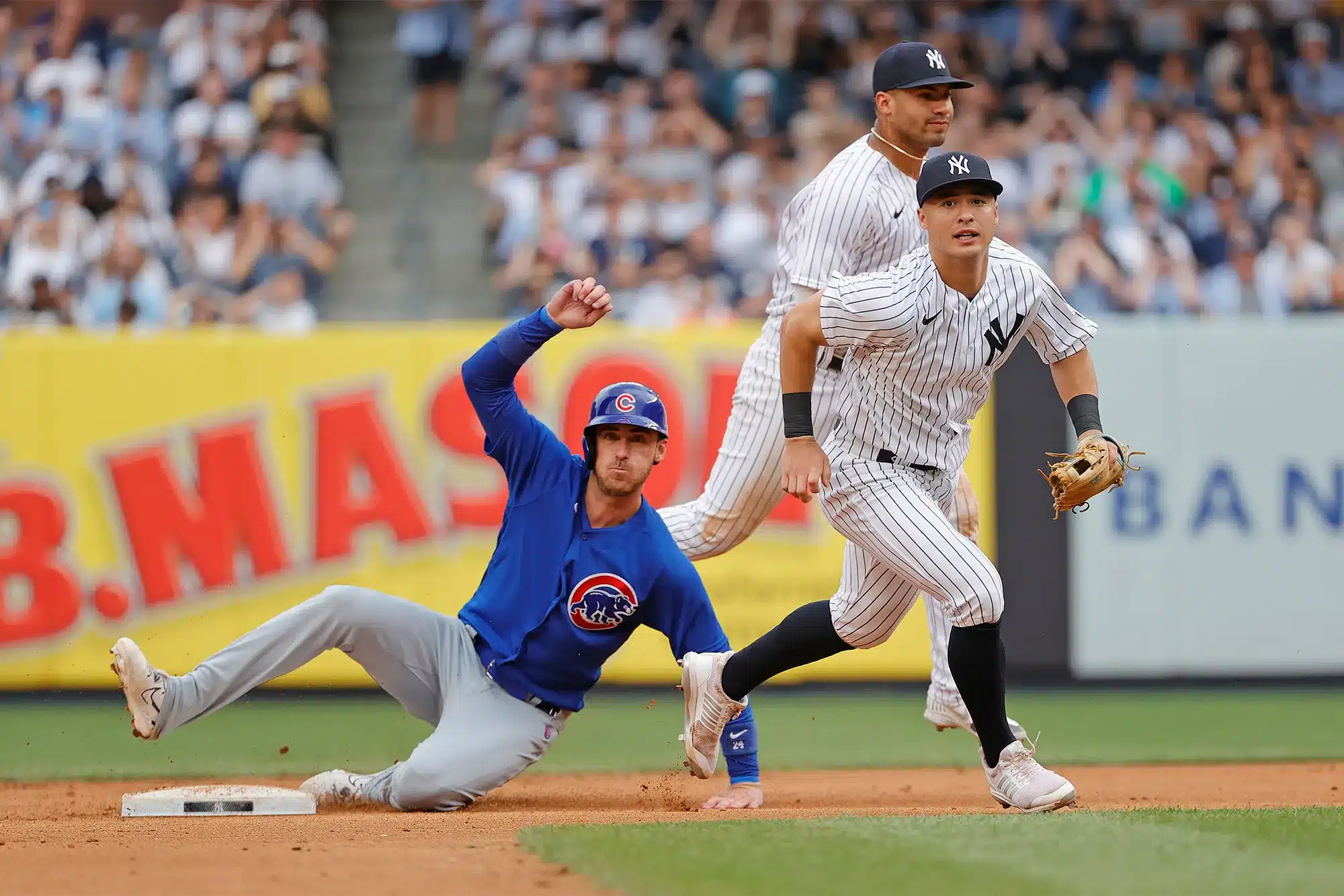 CORREDOR DE CUBS LLEGA A SALVO A SEGUNDA