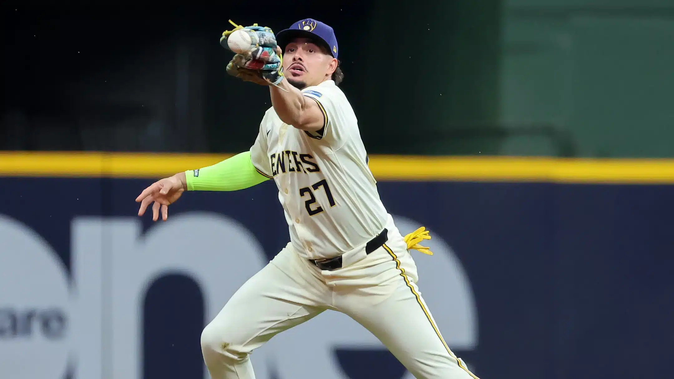 WILLY ADAMES ES EXCELENTE NATE Y DEFENSIVO