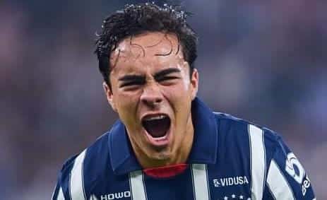 IKER FIMBRES SE CONVIRTIÓ EN LA FIGURA DE RAYADOS VS TIGRES UANL EN EL CLÁSICO REGIO