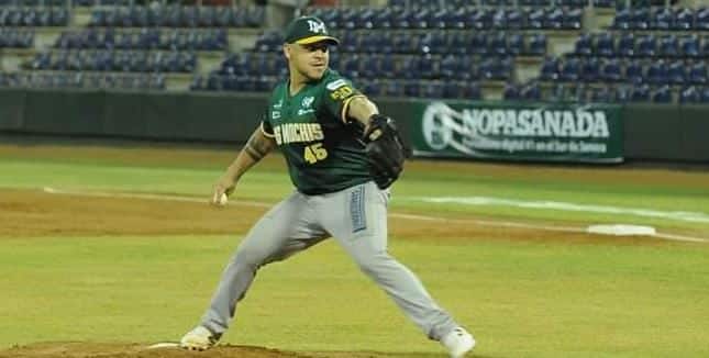 LUIS MIRANDA LE DIÓ EL TRIUNFO A LOS CAÑEROS EN EL PRIMERO DE LA SERIE FRENTE A MAYOS EN NAVOJOA