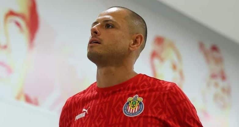 JAVIER HERNÁNDEZ NO HA DADO LOS RESULTADOS QUE SE ESPERABAN A SU REGRESO A LAS CHIVAS