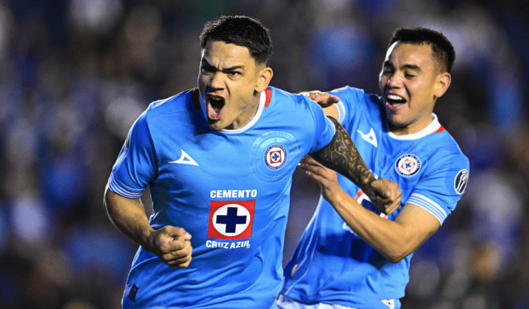 CRUZ AZUL SIGUE SIN CREER A NADIE