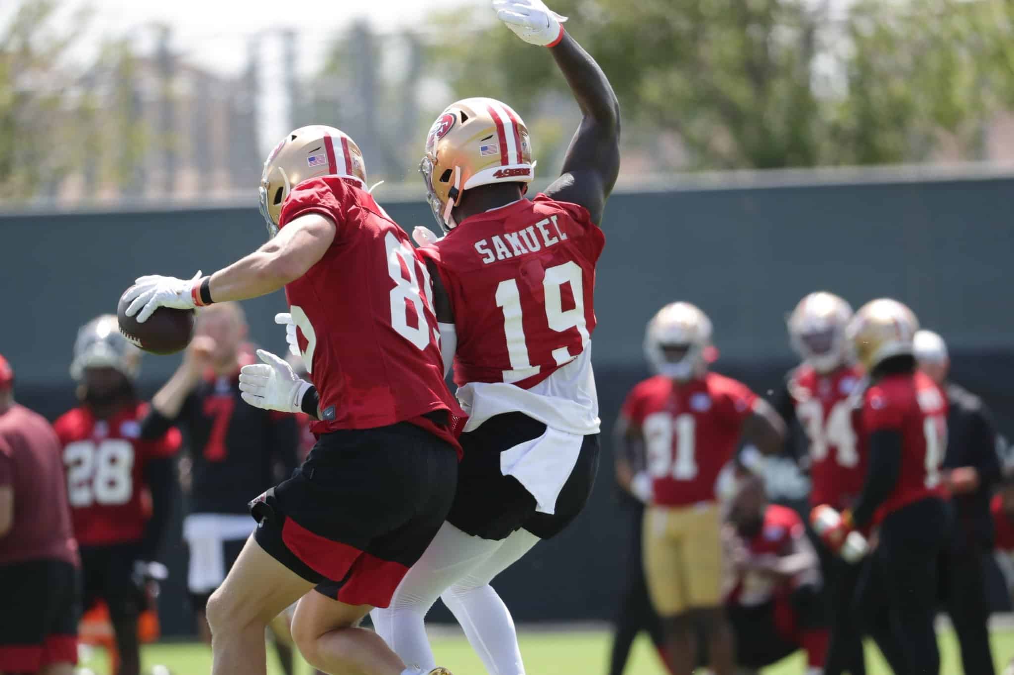 Deebo Samuel entreno esta semana con los 49ers.