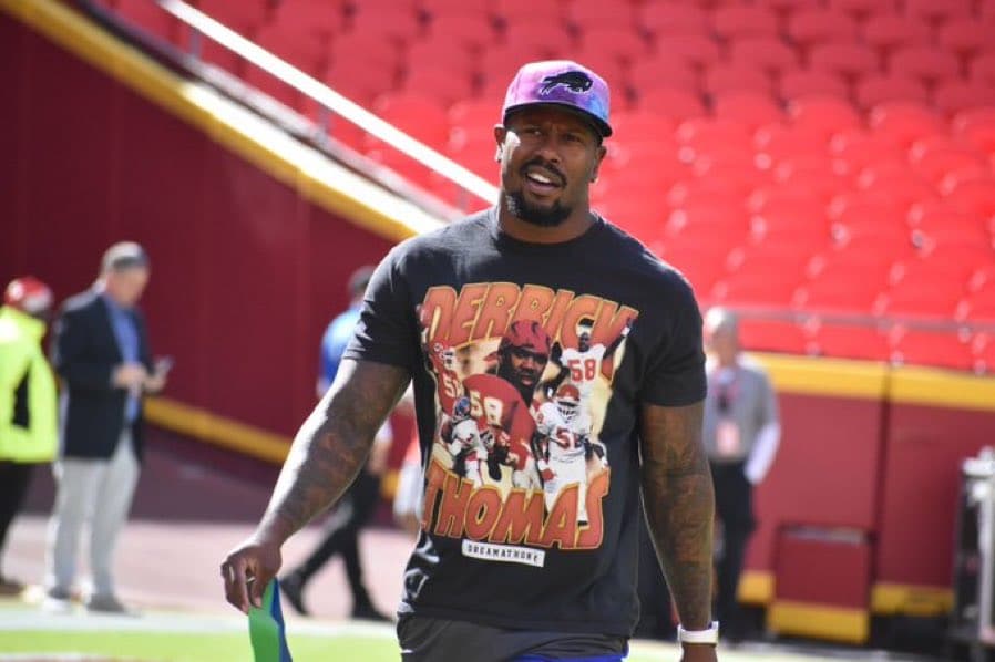 Von Miller se perderá cuatro partidos con los Bills.