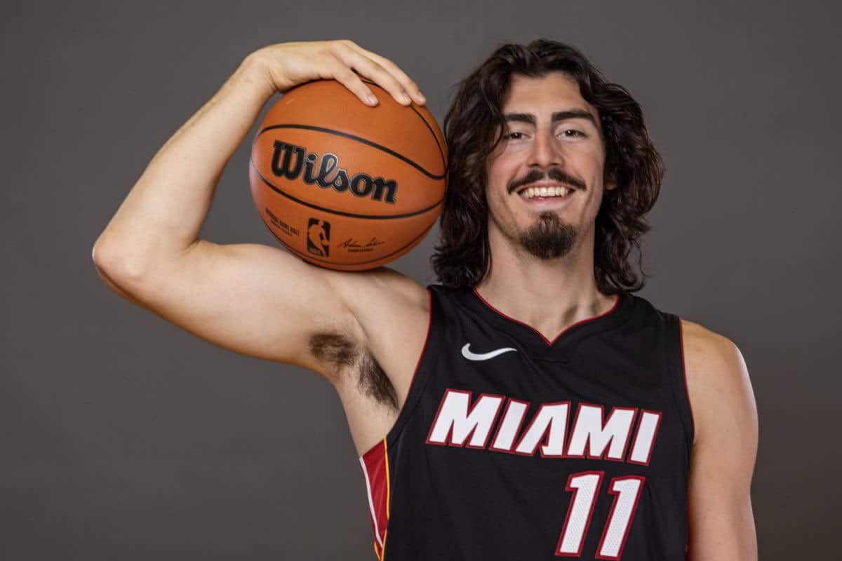 El basquetbolista mexico-estadounidense del Miami Heat Jaime Jáquez Jr. está consciente de que será el centro de atención en el juego de NBA en la CDMX.