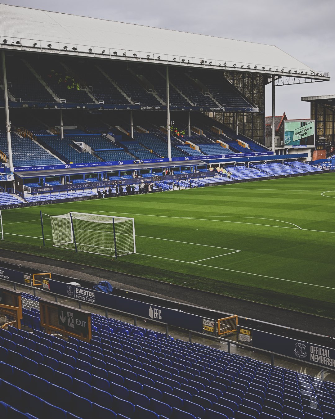 Listo el estadio del Crystal Palace para este sábado.