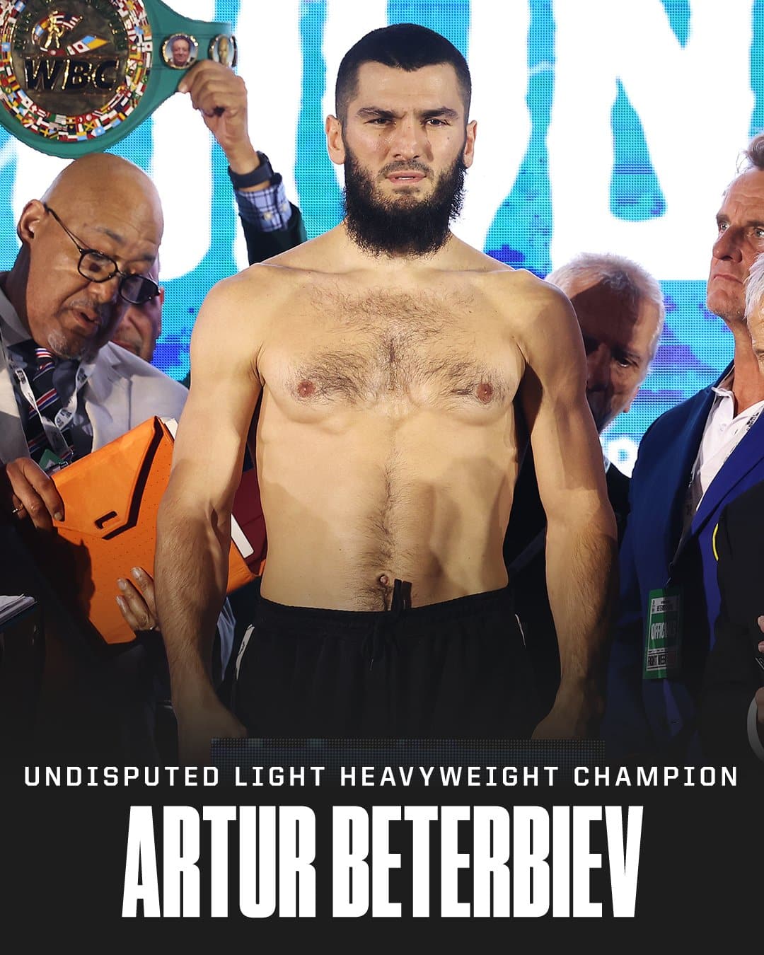 Artur Beterbiev es el nuevo campeón indiscutido de los semipesados.