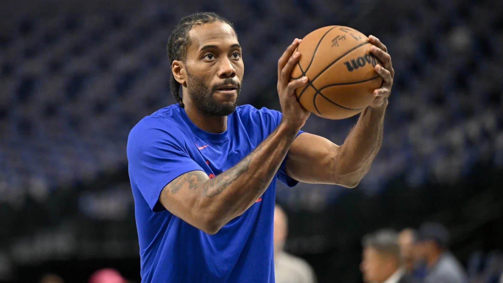 Kawhi Leonard estará fuera "indefinidamente" de los Clippers.