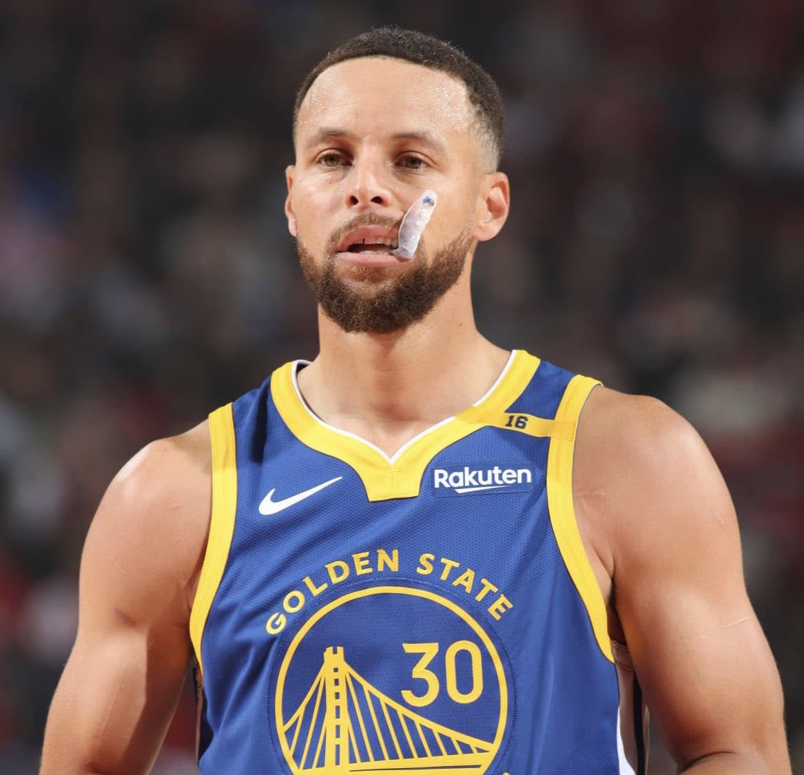 Stephen Curry es baja dos juegos con los Warriors.