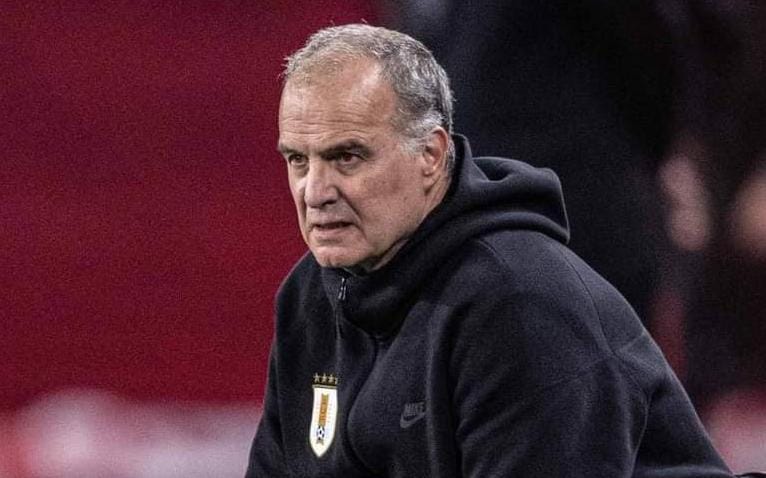 MARCELO BIELSA SALE A RESPONDER LAS PALABRAS DE LUIS SUÁREZ EN URUGUAY