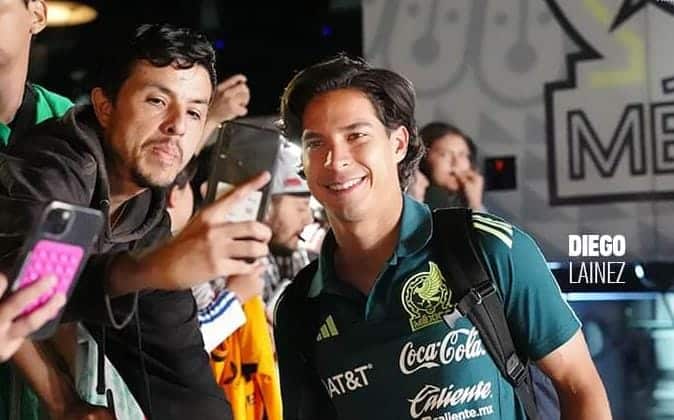 DIEGO LAINEZ SE HA DEJADO QUERER POR LA AFICIÓN DE LA SELECCIÓN MEXICANA