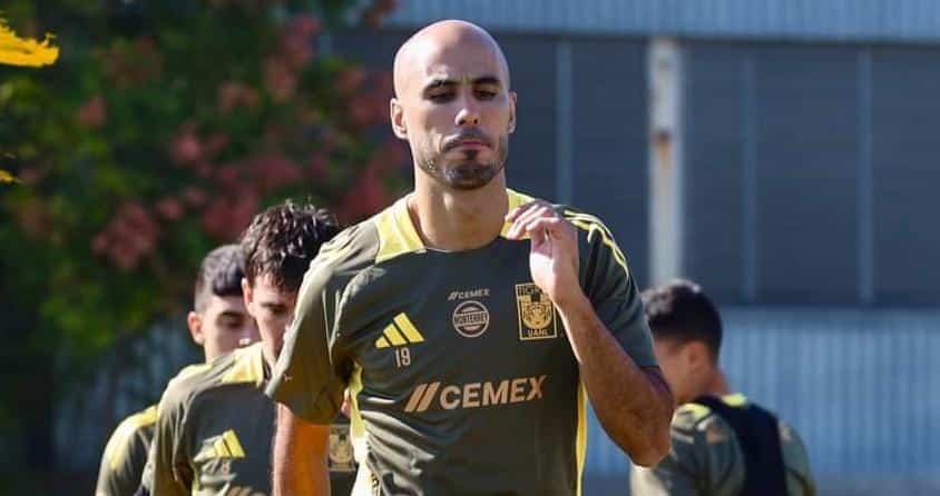 GUIDO PIZARRO DURANTE LOS ENTRENAMIENTOS DE ESTE MIÉRCOLES EN TIGRES UANL 