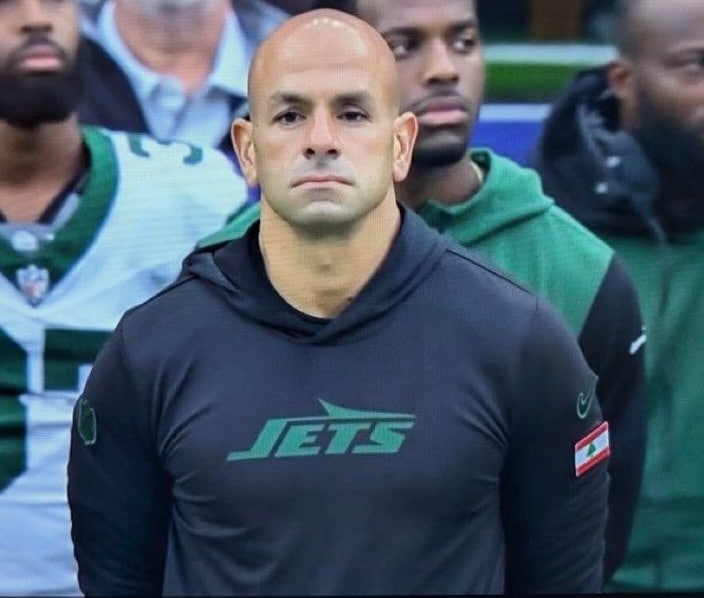 New York Jets despiden al entrenador Robert Saleh tras derrota ante Vikings en la NFL.