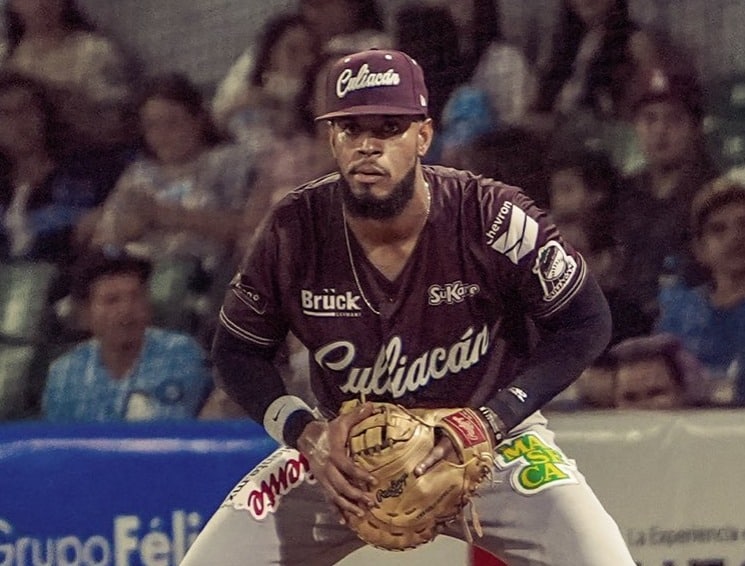 Tomateros de Culiacán juegan hoy el segundo de la serie.