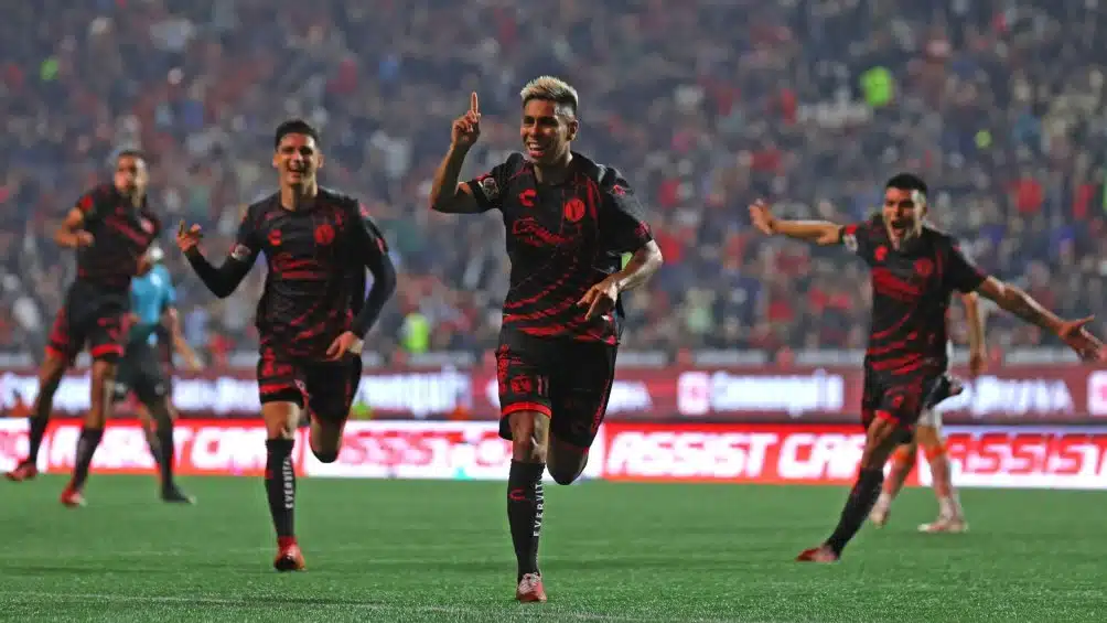 XOLOS CON UN GRAN TORNEO