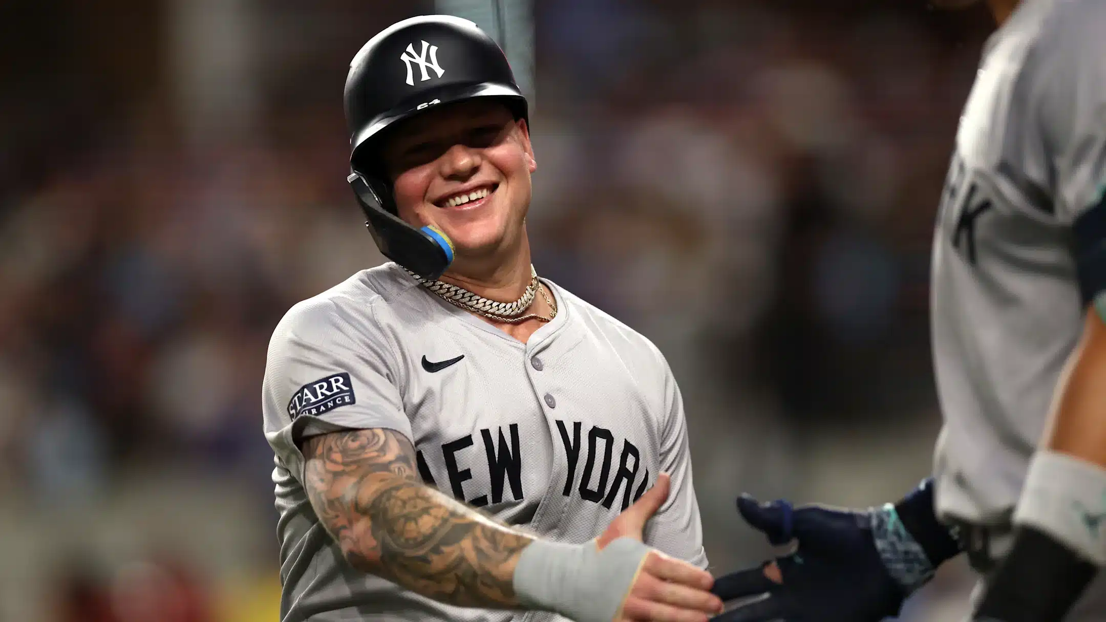 ALEX VERDUGO DESEA PERMANECER CON LOS YANKEES