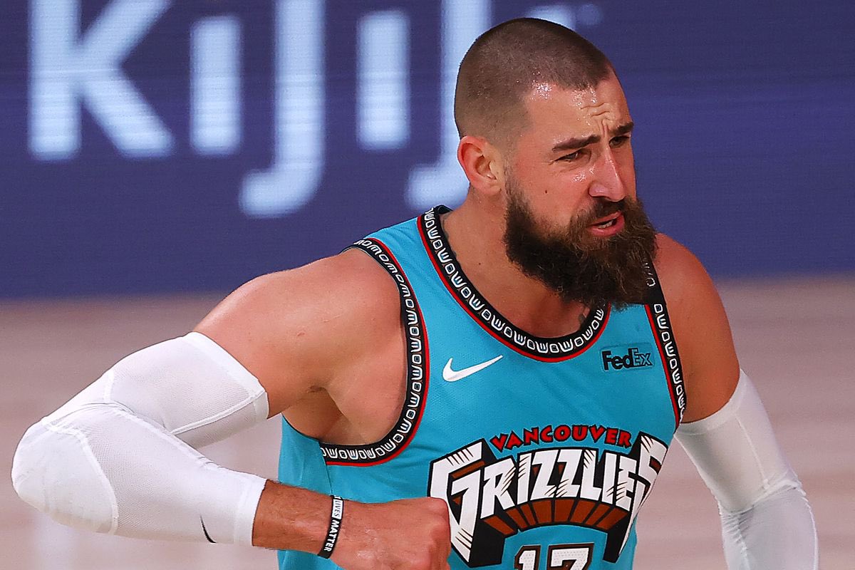 Jonas Valanciunas suena para llegar a los Lakers esta temporada.