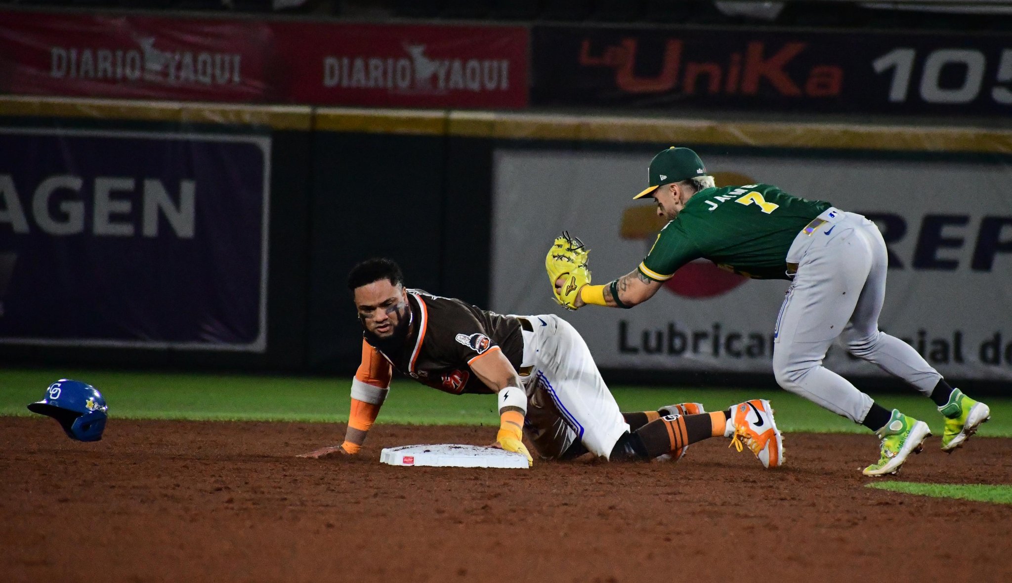 Yaquis se llevo el segundo de la serie en casa ante Cañeros.