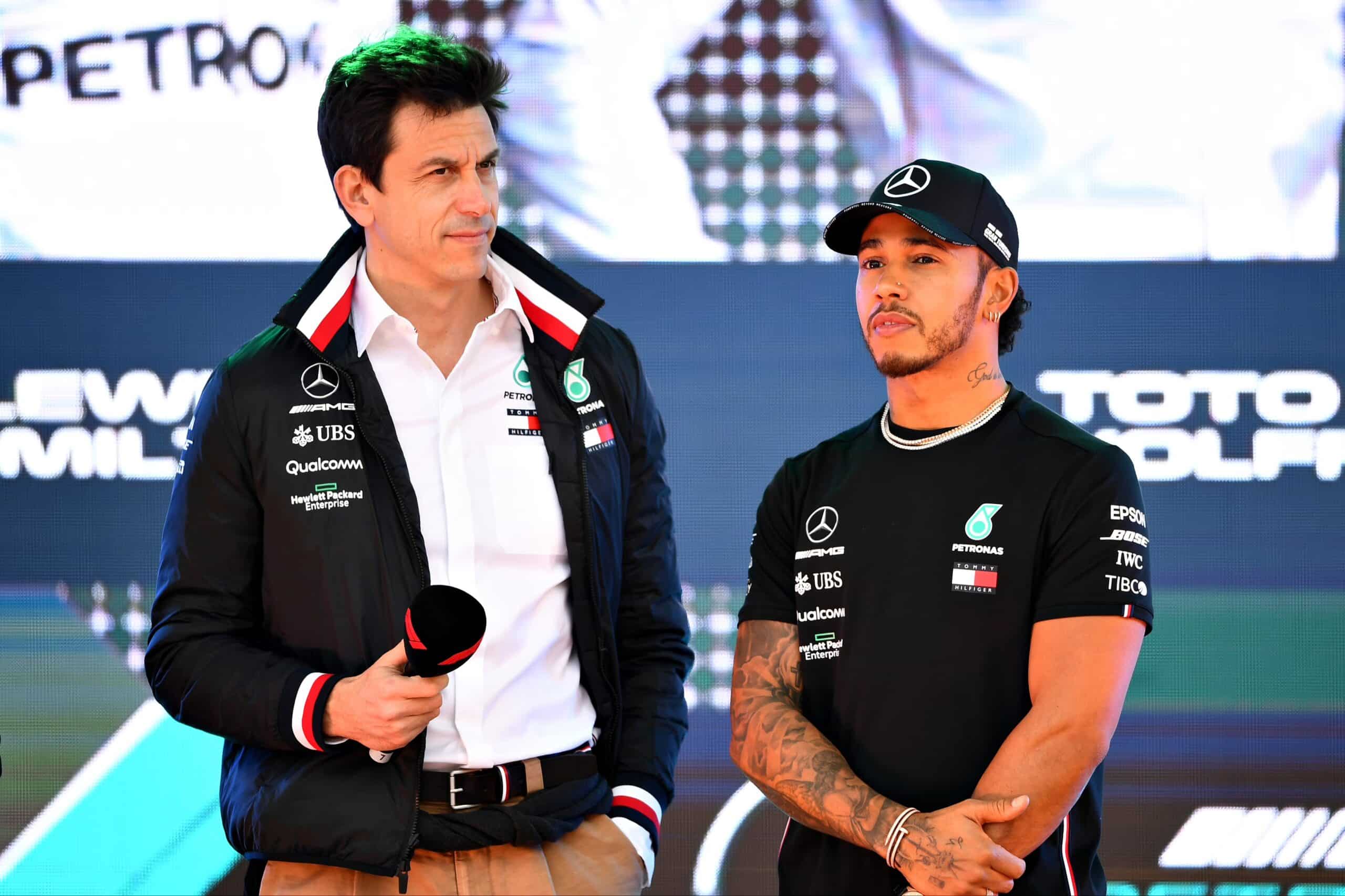 HAMILTON TOTO WOLFF F1