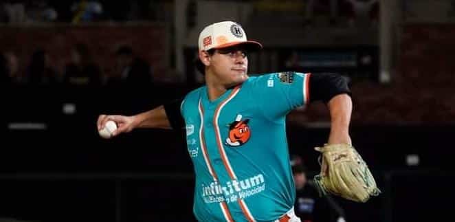 NARANJEROS VA EN BUSCA DE EVITAR LA BARRIDA FRENTE A LOS TOMATEROS EN EL TERCERO DE LA SETIE