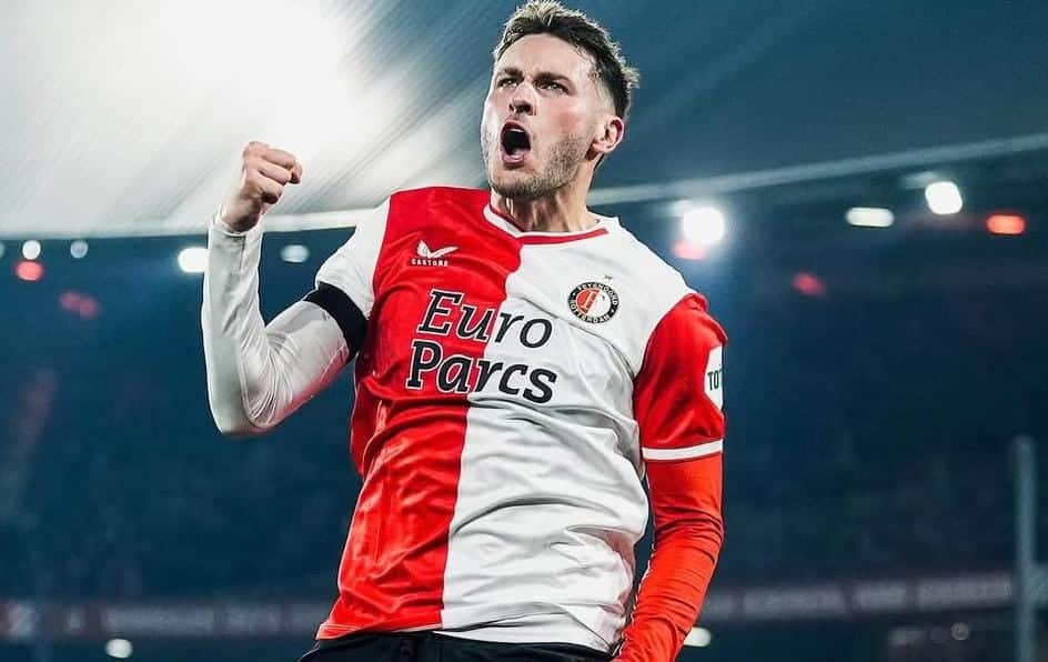 SANTIAGO GIMÉNEZ REGRESA CON GOL EN LA CHAMPIONS LEAGUE EN EL FEYENOORD FRENTE AL MANCHESTER CITY