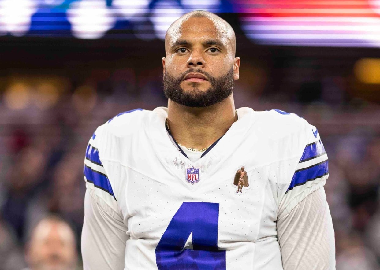 Se espera que el mariscal de campo de los Cowboys, Dak Prescott, se pierda varias semanas debido a una lesión en el tendón de la corva.