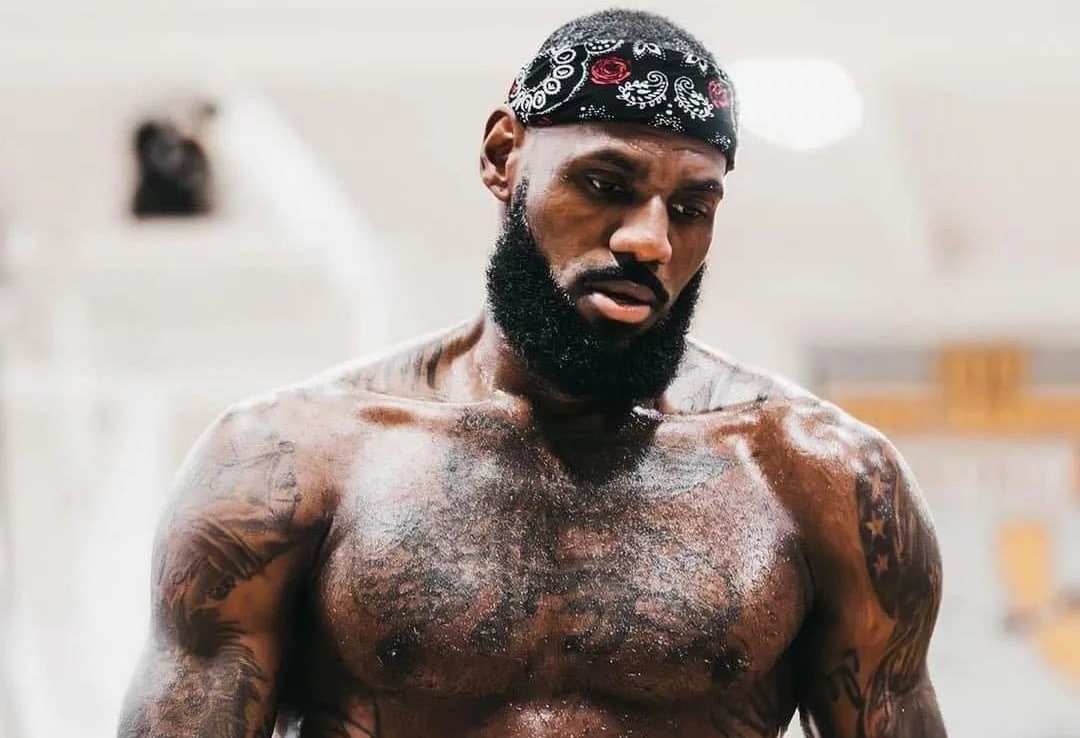 LeBron James gasta 1,5 millones de dólares en rutina de ejercicio.