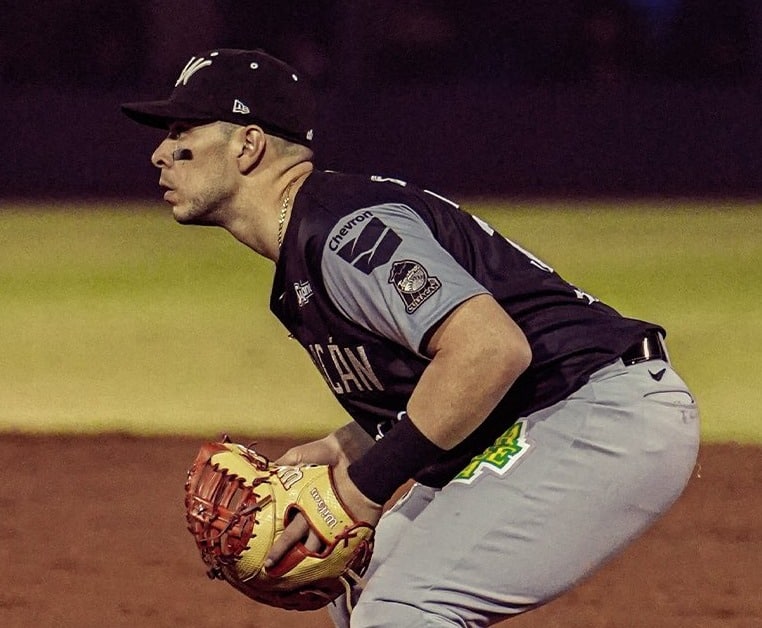 Joey Meneses ha sido la gran figura de Tomateros de Culiacán.