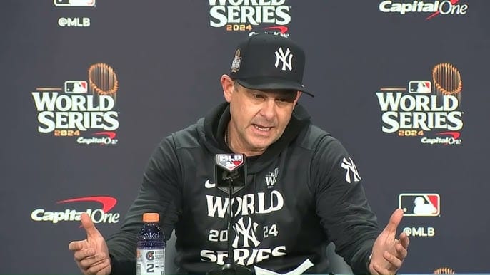 AARON BOONE EN RUEDA DE PRENSA