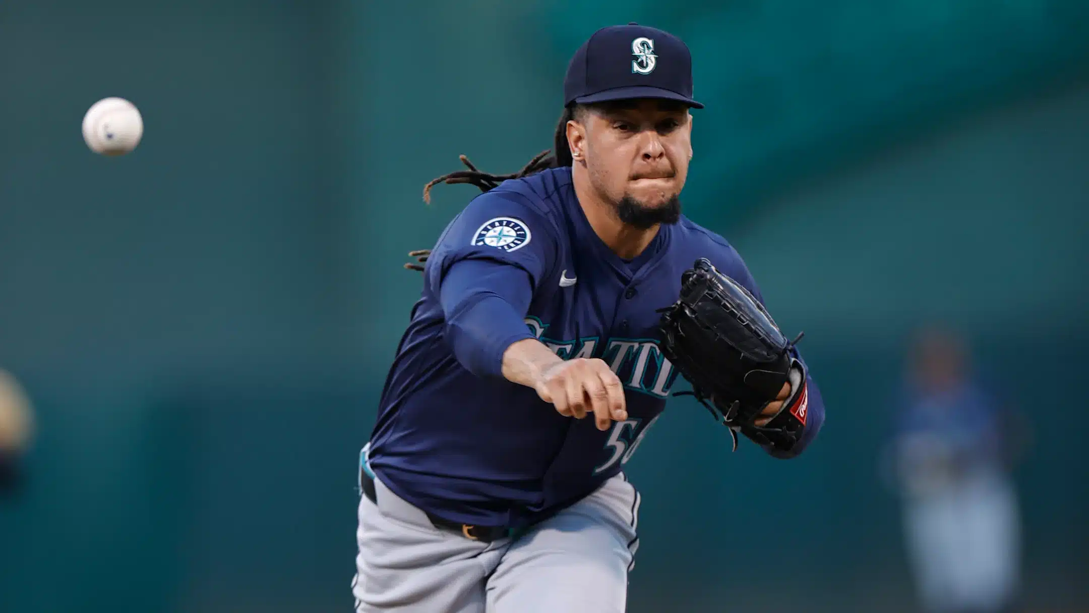 LUIS CASTILLO LANZANDO PARA MARINERS