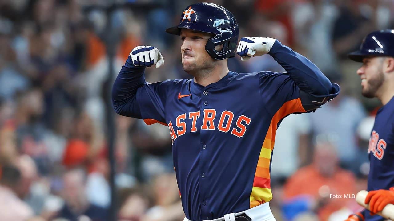 ALEX BREGMAN SUENA PARA LLEGAR A DETROIT