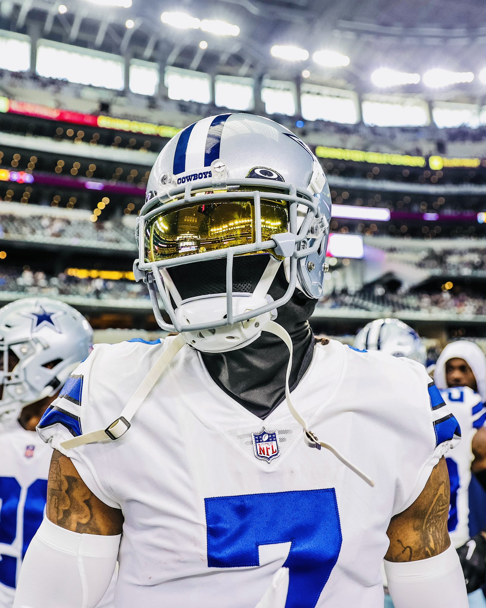 Cirugía pondrá fin a la temporada de Diggs con los Cowboys, según fuente.