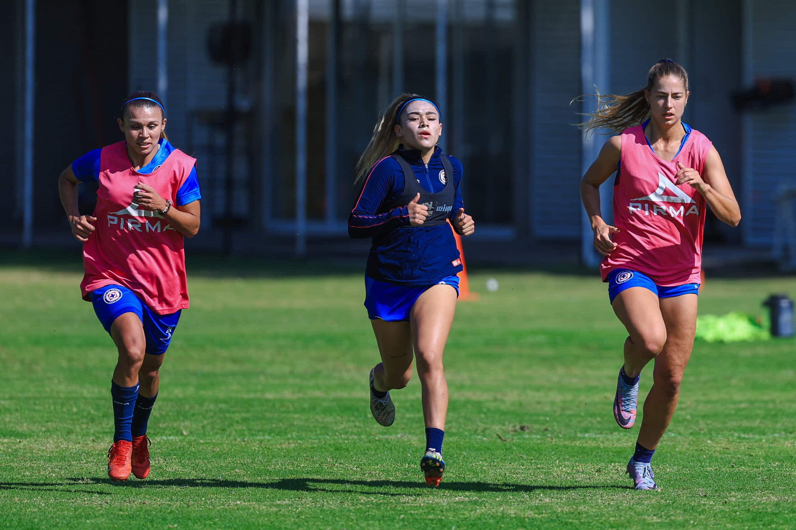 LIGA MX FEMENIL CRUZ AZUL CL2025