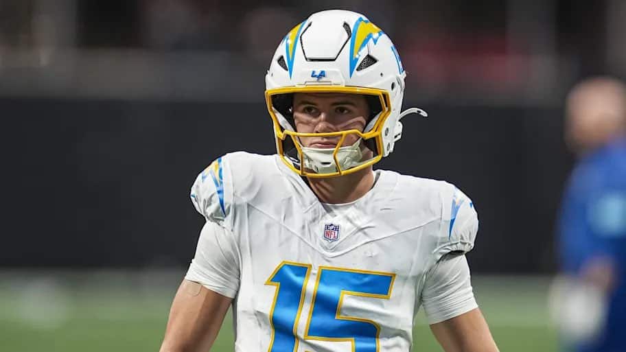 Ladd McConkey (72) rompe el récord de novato de Keenan Allen de la mayor cantidad de recepciones por parte de un receptor abierto en la historia de los Chargers. Es realmente especial.