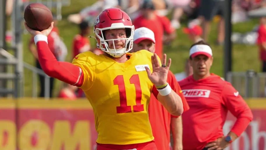 Sin Patrick Mahomes, Carson Wentz será el encargado de dirigir a los Kansas City Chiefs.