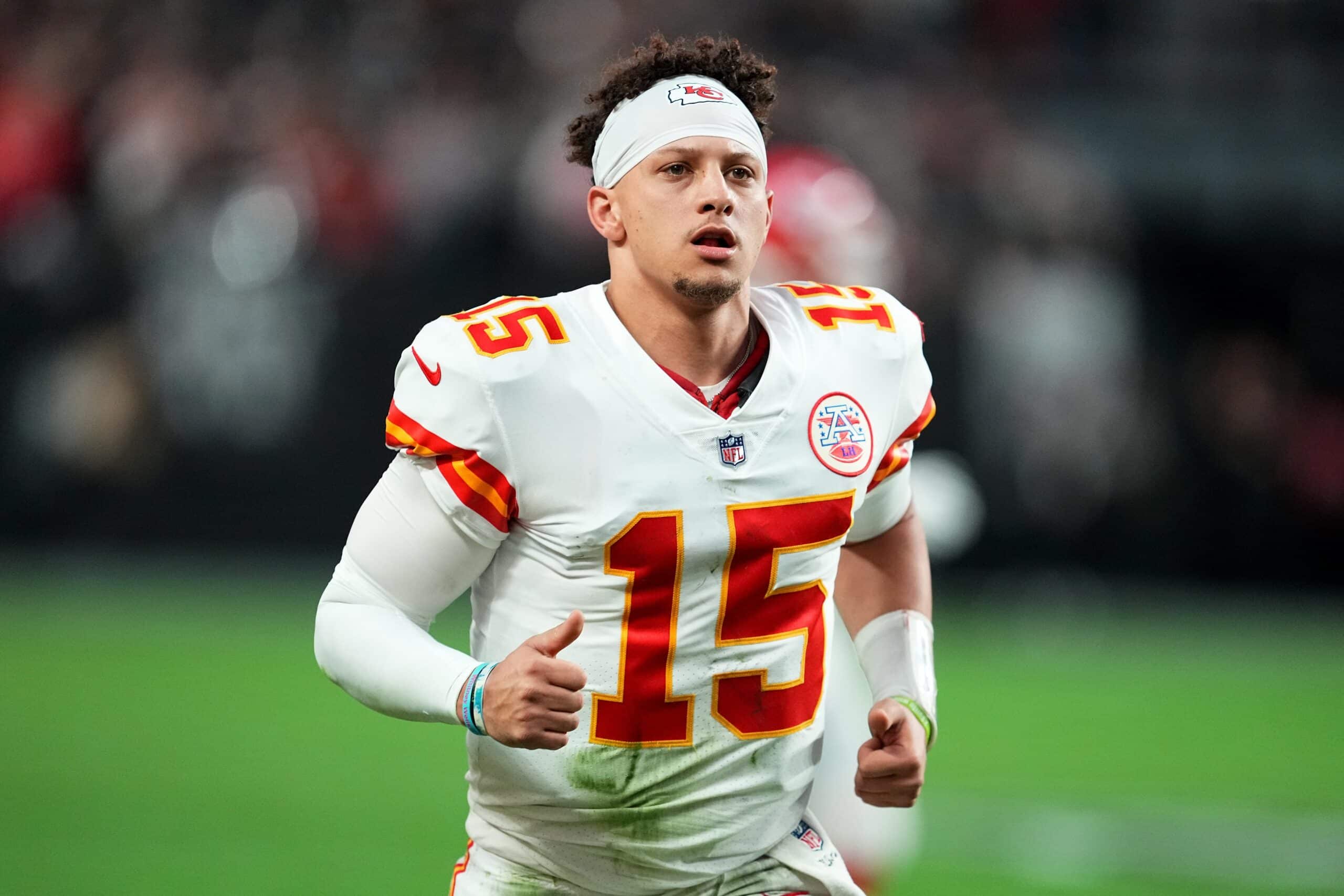 Patrick Mahomes se encuentra en observación esta semana.