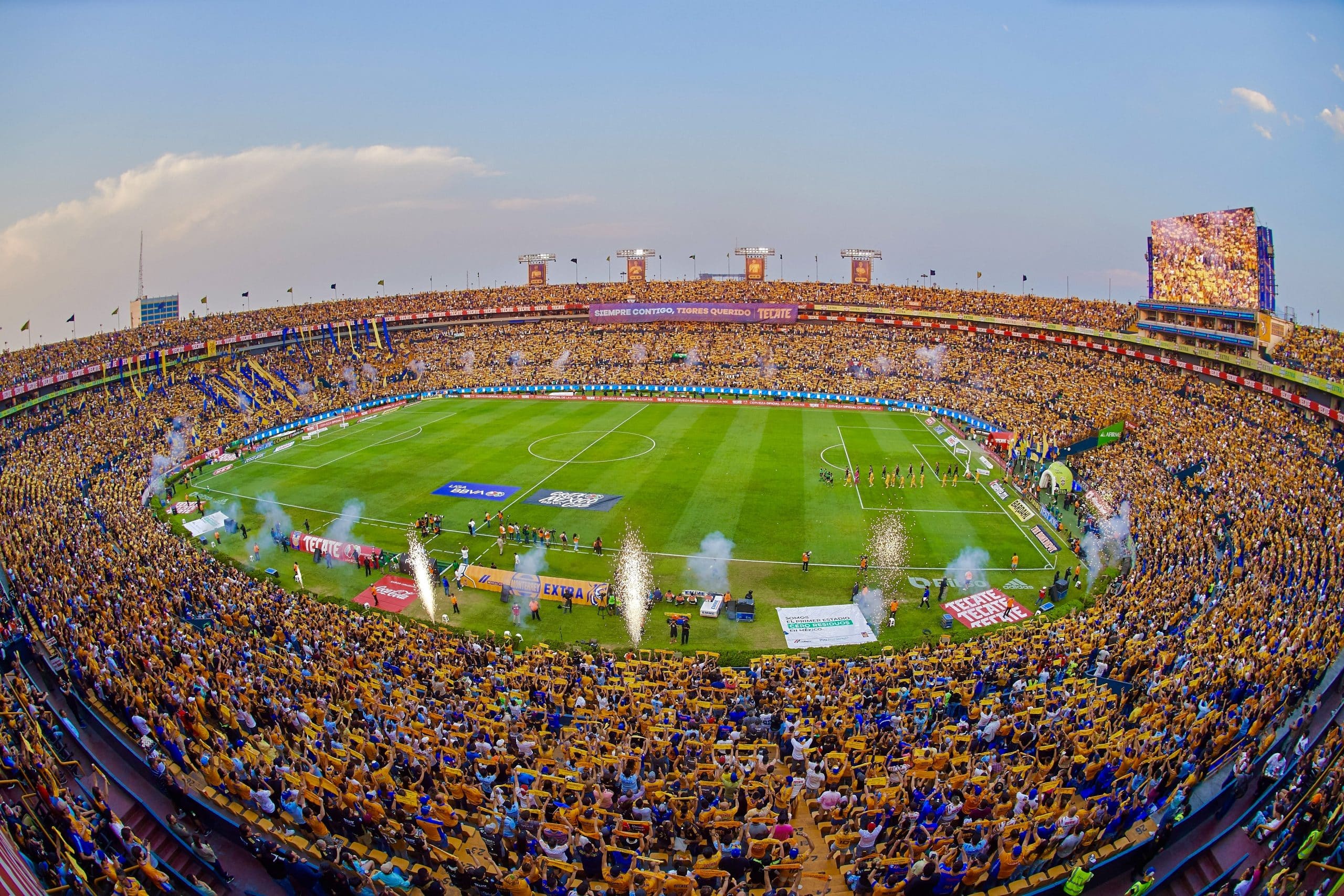 TIGRES FEMENIL ESTADIO UNIVERSITARIO CONCACAF 2025