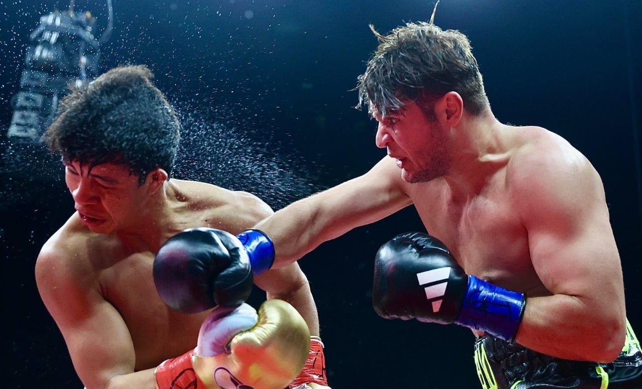 Bruno Surace tumba a Jaime Munguía en seis rounds.