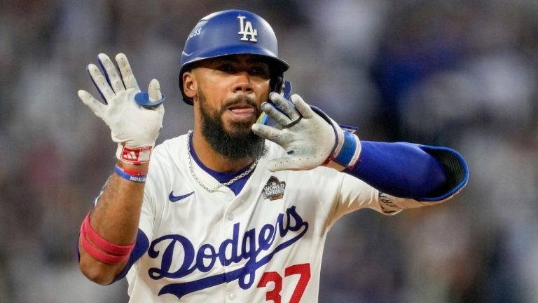 TEOSCAR HERÁNDEZ SEGUIRÁ CON LOS DODGERS